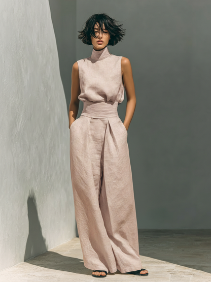Set bestehend aus einer ärmellosen Bluse und einer Hose mit weitem Bein aus einem Baumwoll-Leinen-Mix.