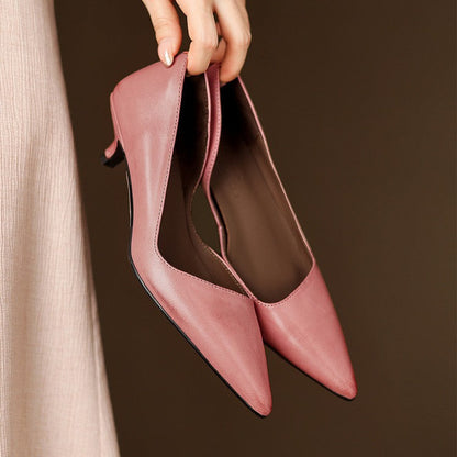 Orlisse Leder Kitten Heel Pumps