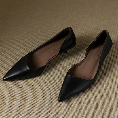 Orlisse Leder Kitten Heel Pumps